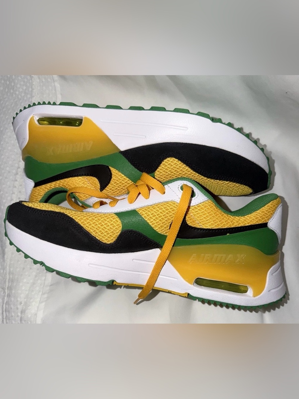 NIKE  AIR MAX SYSTM  DZ7738-700 YELLOW/GREEN/BLACK COLOR